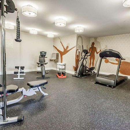 Mainstay Suites Detroit Оберн-Хиллс Экстерьер фото